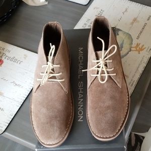 NEW Michael Shannon Chukka Boots Taupe 8.5